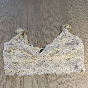 Lace Bralette in Cream